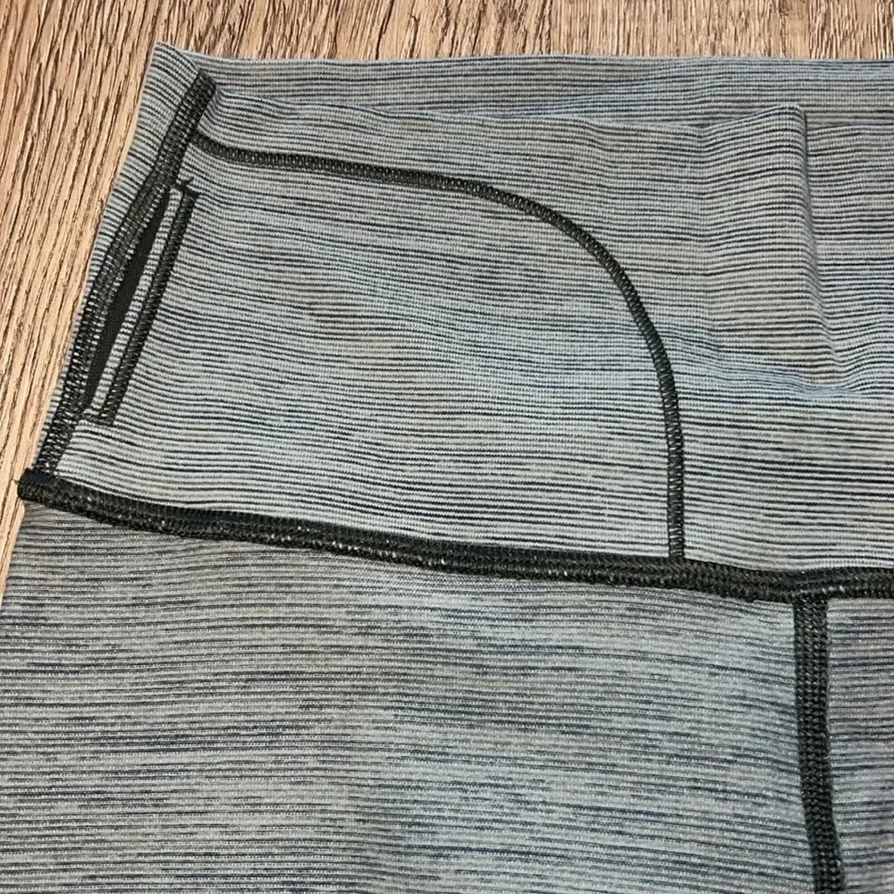Lululemon Wunder Under HR Tight Size 6 Space Sage Dark Olive